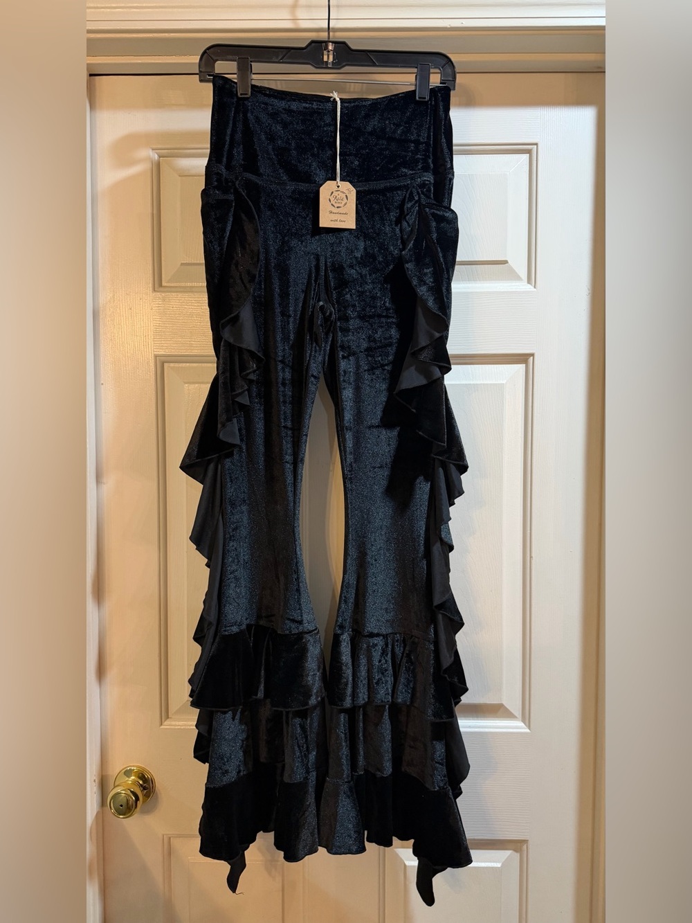 Velvet Ruffle Flare Leggings - Black